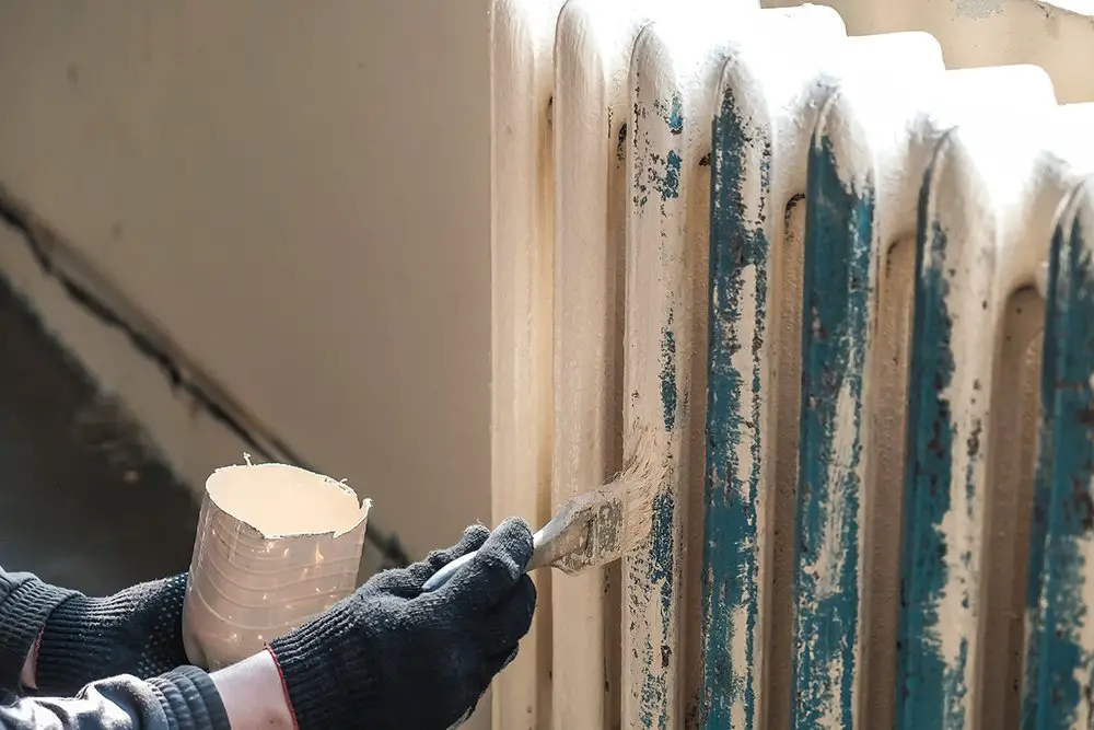 painting a radiator